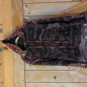 Johnny Was Embroidered sweatshirt/hoodie.  Small.  Gorgeous!